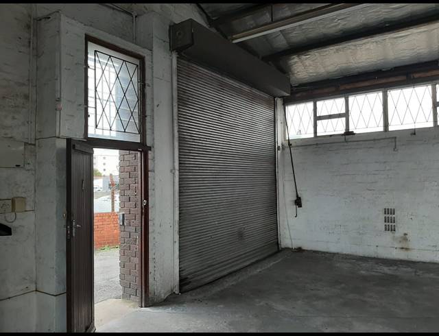 465M² WAREHOUSE TO LET IN NEW GERMANY